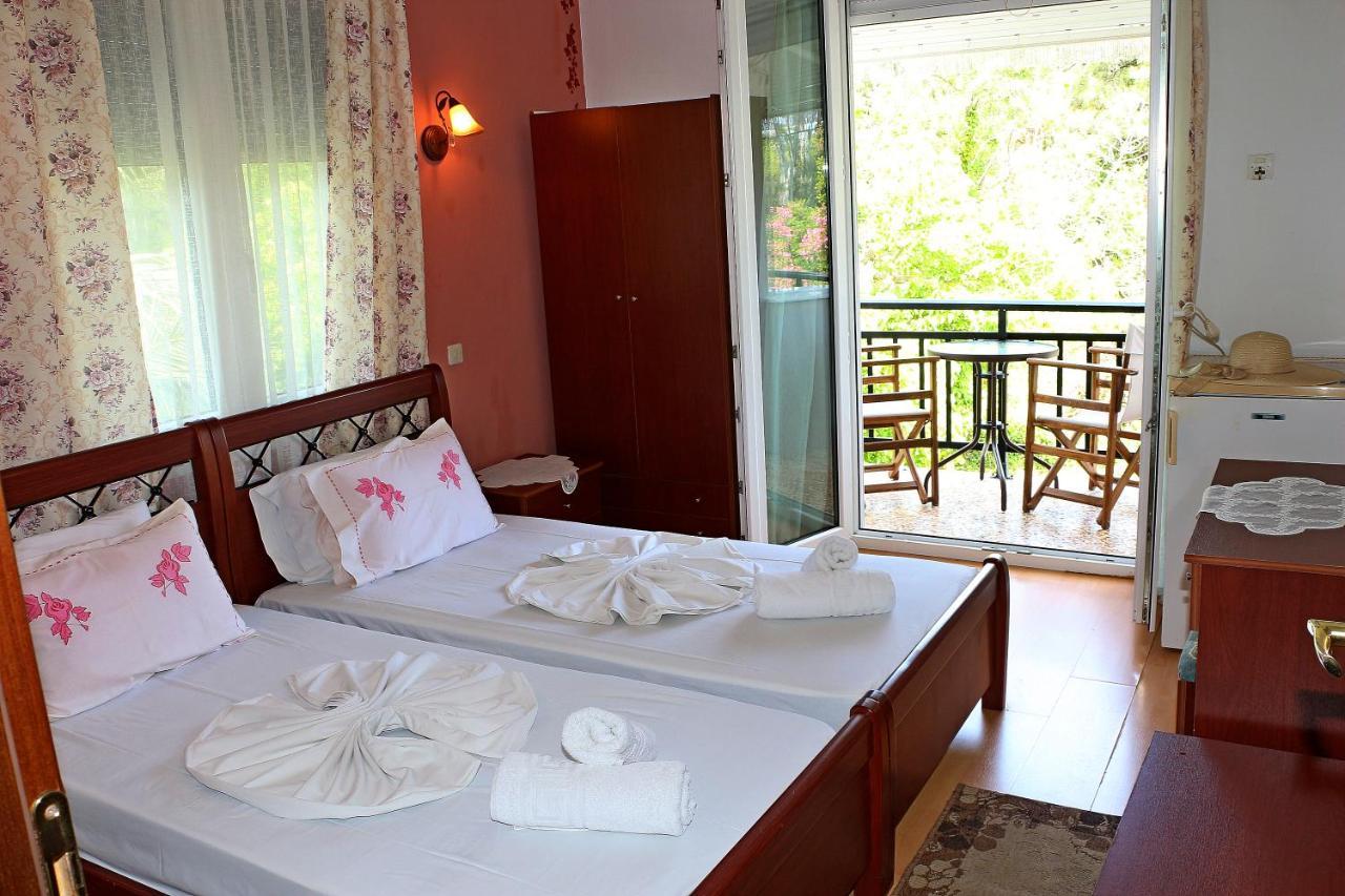 Kristal Hotel Prínos Esterno foto